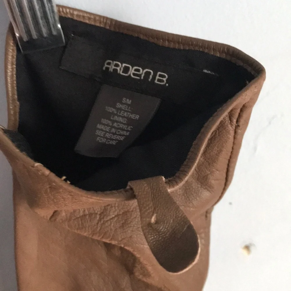 Arden B. Long leather gloves Sz S/M